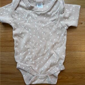 Colored Organics Short Sleeve Onesie (0-3M)